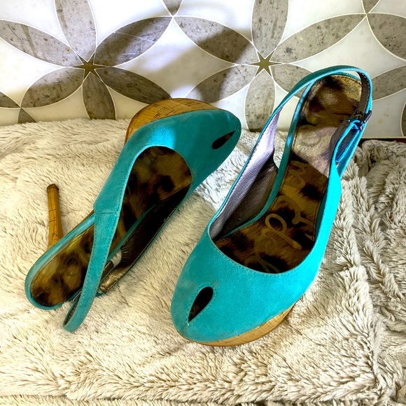 Sam Edelman Suede Pumps - Picture 3 of 9